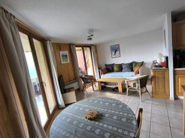 Gîte pour 5 personnes, avec balcon à Chatel