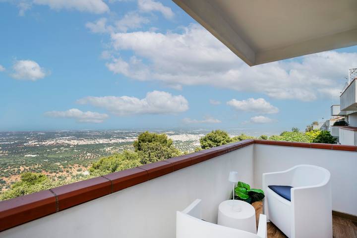 Location de vacances pour 2 personnes, avec jacuzzi et balcon, animaux acceptés à Fasano - 2