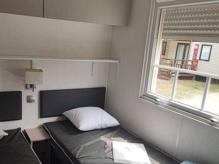 Sun & Sea sur Camping Le Bosc - Mobilheim 6 personen - 30m² 3 Schlafzimmer, klimatisiert, 18 m² Terrasse in Saint-Cyprien, Mittelmeerküste (Frankreich)