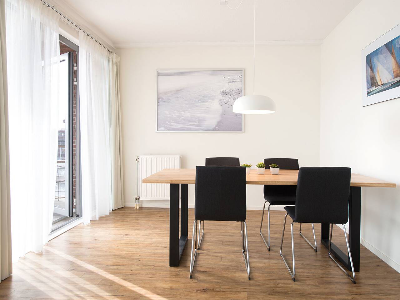 Geheel appartement, Modern appartement op loopafstand van het strand in Scheveningen, Den Haag