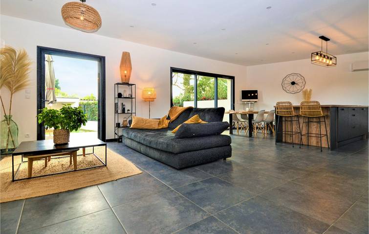 Location de vacances pour 6 personnes, avec terrasse et piscine à Avignon - 2