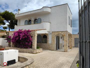 Gîte pour 7 personnes, avec jardin à Torre Chianca