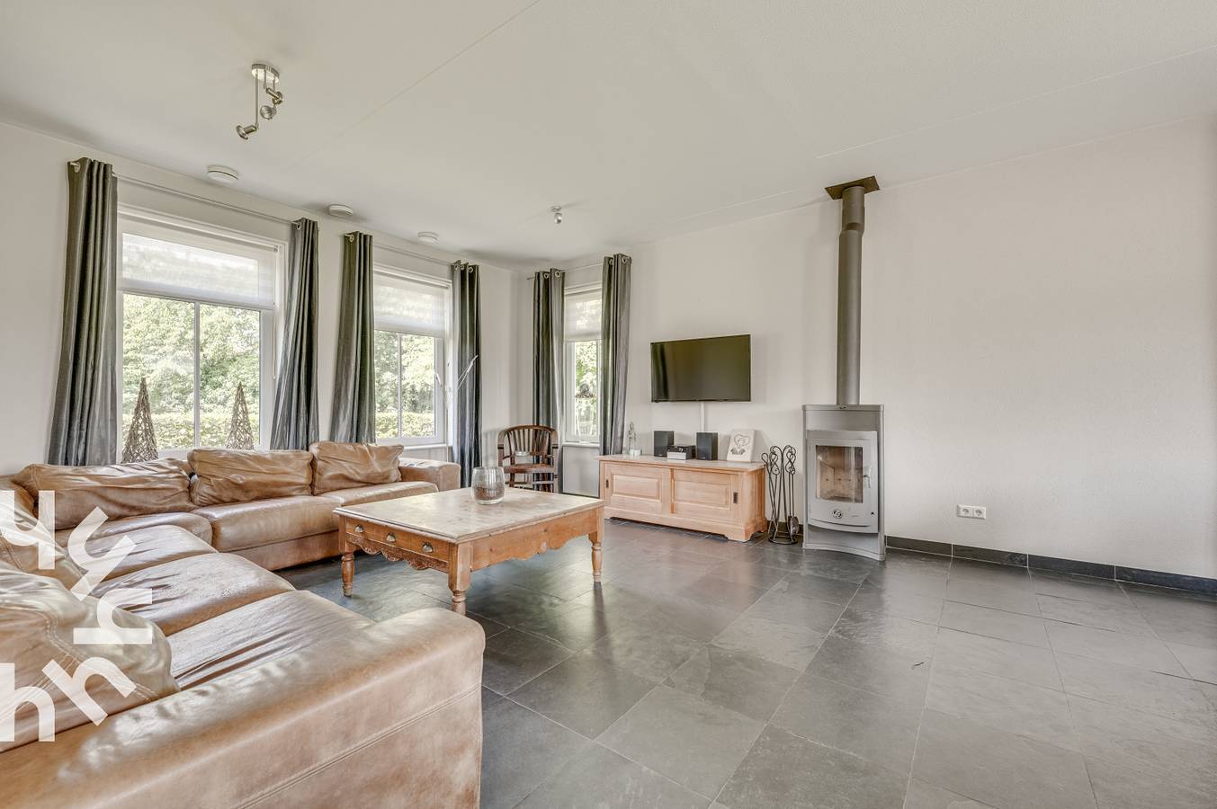 Wonderful 16-person groupaccommodation with spacious garden and sauna near Goes in North Sea Netherlands