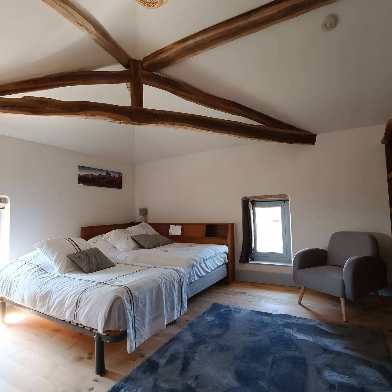 Baladous - Salat Guest Room with Shared Terrace, Wi-Fi and Air Conditioning in Montgaillard-de-Salies, Haute-Garonne