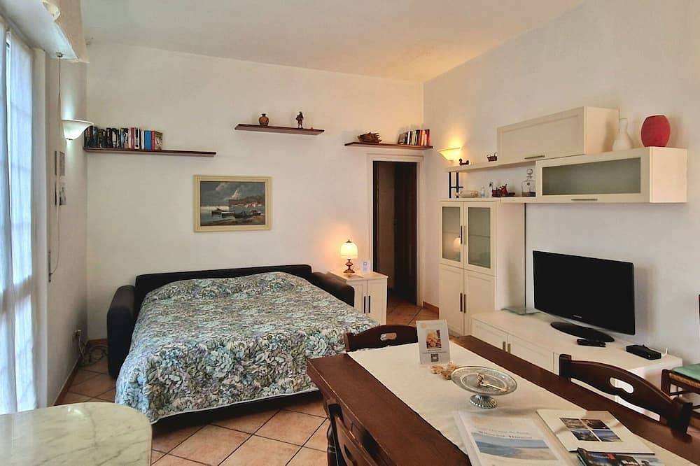 Ganze Wohnung, Stadtwohnung in Torre Del Lago Puccini mit 2 Schlafzimmern 5 Schlafplätzen in Torre del Lago Puccini, Viareggio