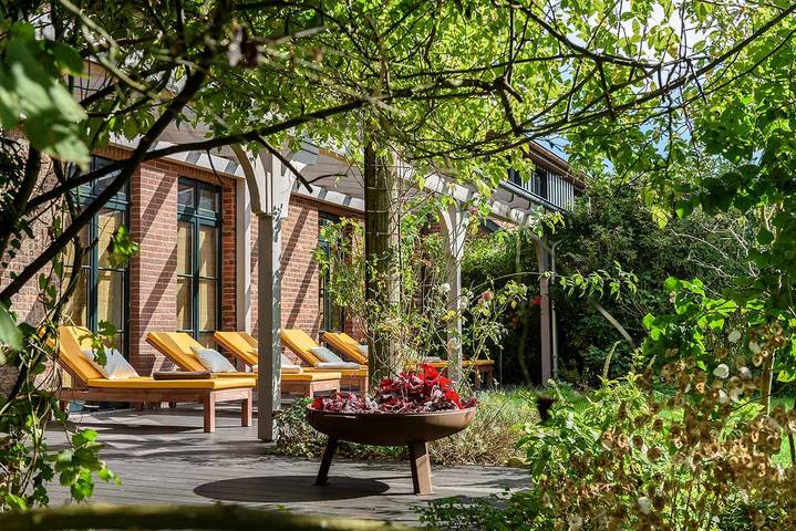 Hotel für 2 Personen, mit Terrasse und Garten sowie Sauna in Wangerland - 4