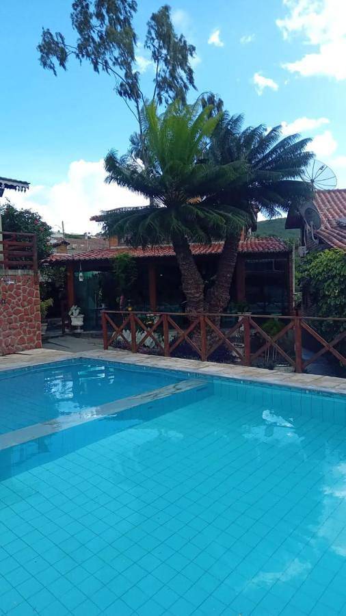 Chalet für 10 Personen, mit Ausblick und Garten sowie Pool - 1