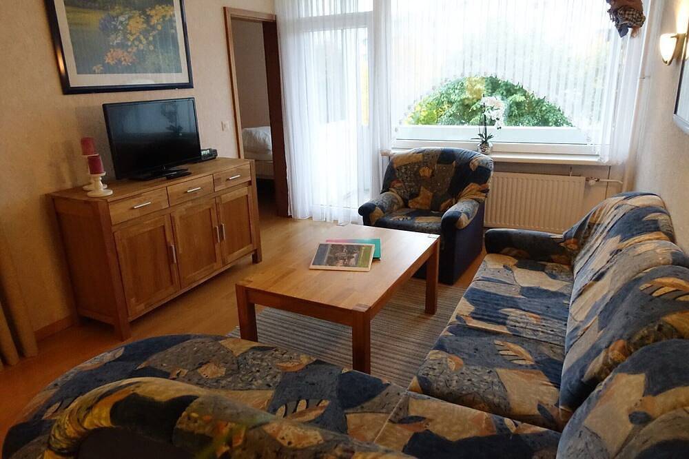 Ganze Wohnung, Moderne Ferienwohnung, am Harzwaldrand, fam.- und hundefreundlich, freies W-Lan in Hahnenklee, Goslar