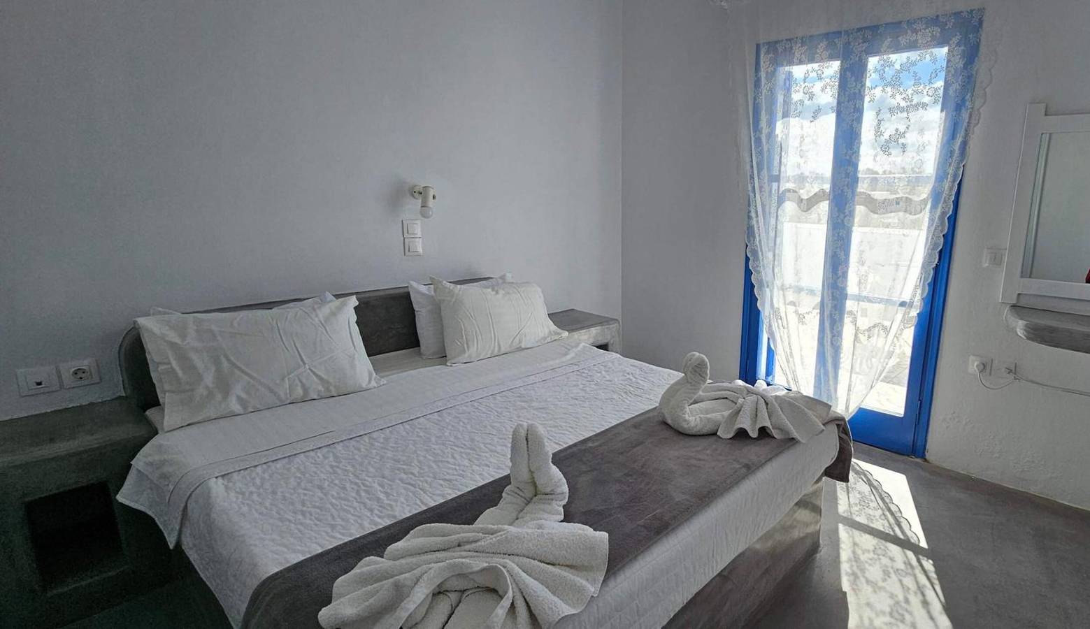 Chambre 'Economy Double 2' avec Balcon et Climatisation in Perissa, Santorin