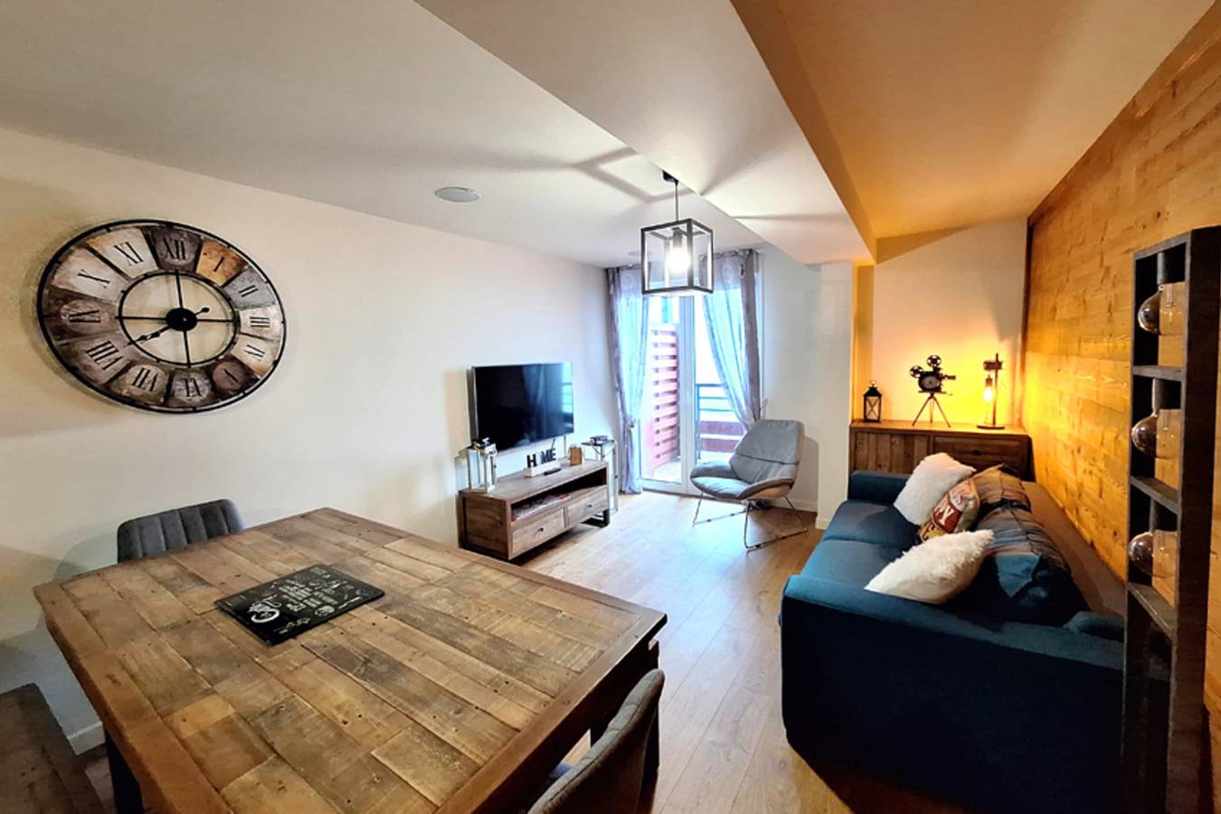 Appartamento intero, Appartamento vacanze per 8 persone con balcone in Arc 1800, Bourg-Saint-Maurice