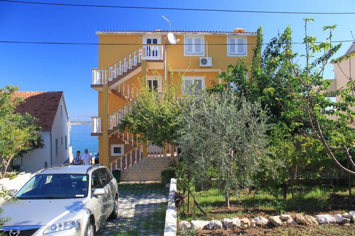 Appartement entier, Appartement d'une chambre prés de la plage Preko, Ugljan A-8384-b in Preko, Île d'Ugljan