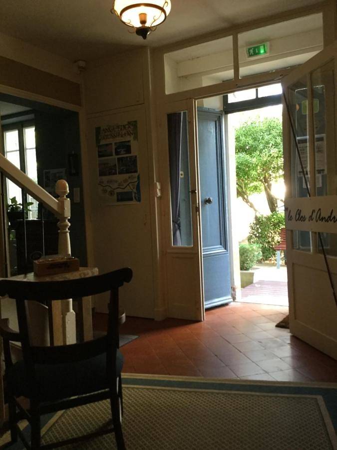 Twin Room with Private Bathroom in Castelnaudary, Région de Carcassonne