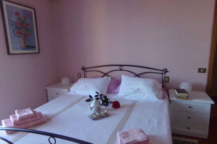 Estupenda casa de vacaciones  con piscina privada, WIFI, A/C, TV, patio y mascotas permitida in Cavriglia, Chianti
