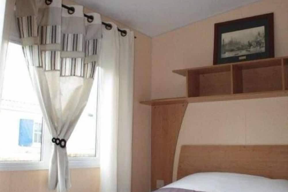 Mobilhome 6/8 pers. in a 4* outdoor village in Gastes, Côte d’Argent
