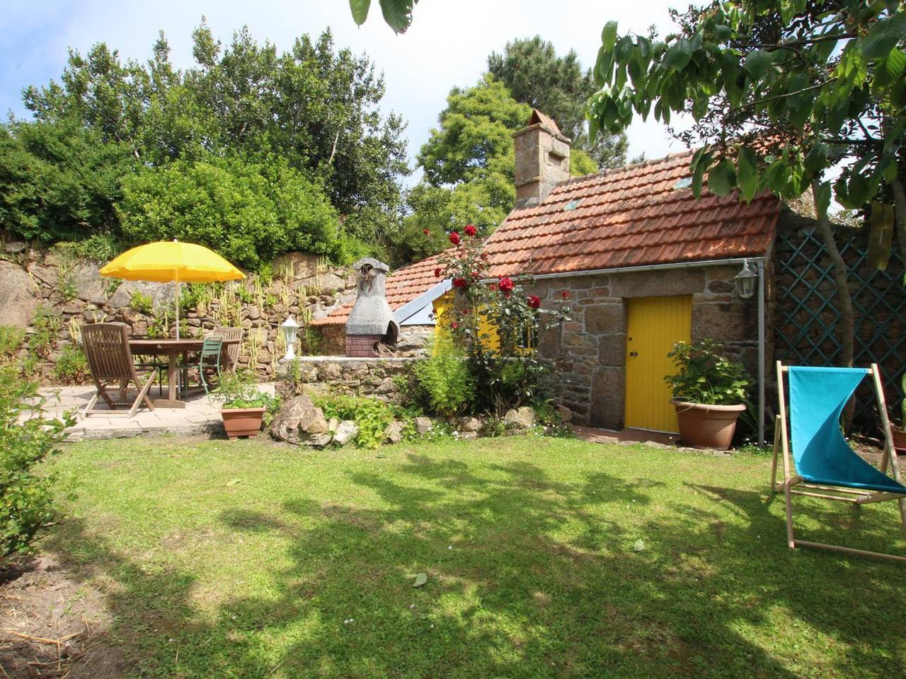 Maison de charme avec jardin clos près du port de Fermanville in Fermanville, Région de Cherbourg