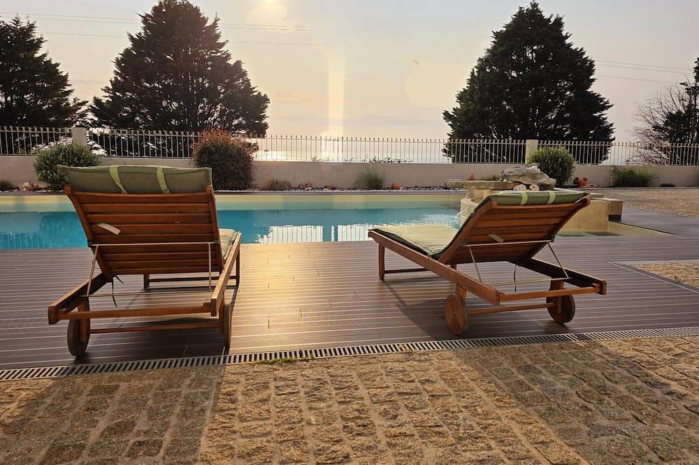Nature Moledo | Private Pool | Jacuzzi | Sauna| Turkish bath in Moledo, Distrito de Viana do Castelo