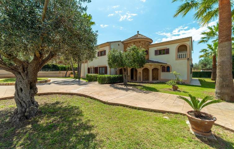 Schickes Apartment mit Pool & Terrasse bei Marratxí in Son Ametler, Marratxí