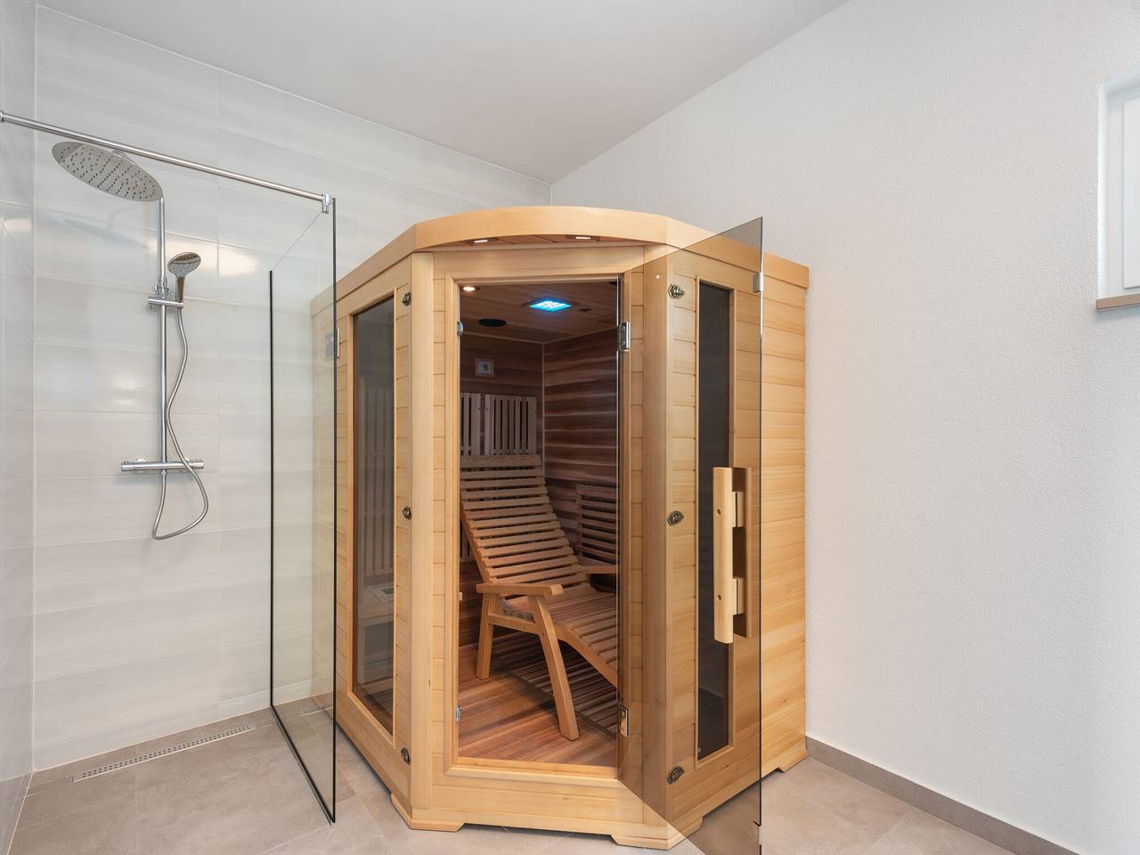 Ferienhaus in Vir mit Pool und Sauna in Vir