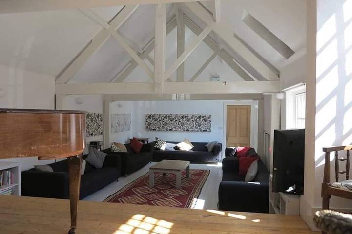 Holiday rental for 28 people in Lyndhurst