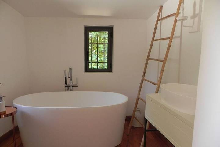 Gîte pour 2 personnes, avec terrasse et jardin dans Dentelles de Montmirail - 2