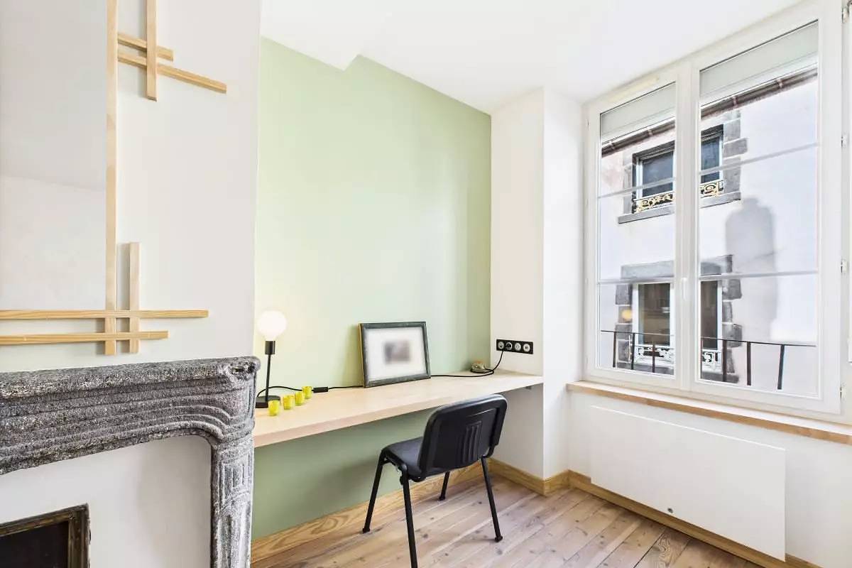 Entire apartment, Cozy Apartment in Clermont-Ferrand 200m From City Center in Clermont-Ferrand, Volcans d'Auvergne Regional Nature Park