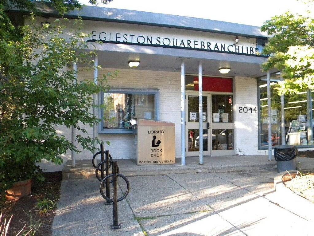 Ganze Wohnung, Boston's Jamaica Plain 2-Bett mit klima, Parkplatz, Wäscherei und Wifi in Roxbury, Boston