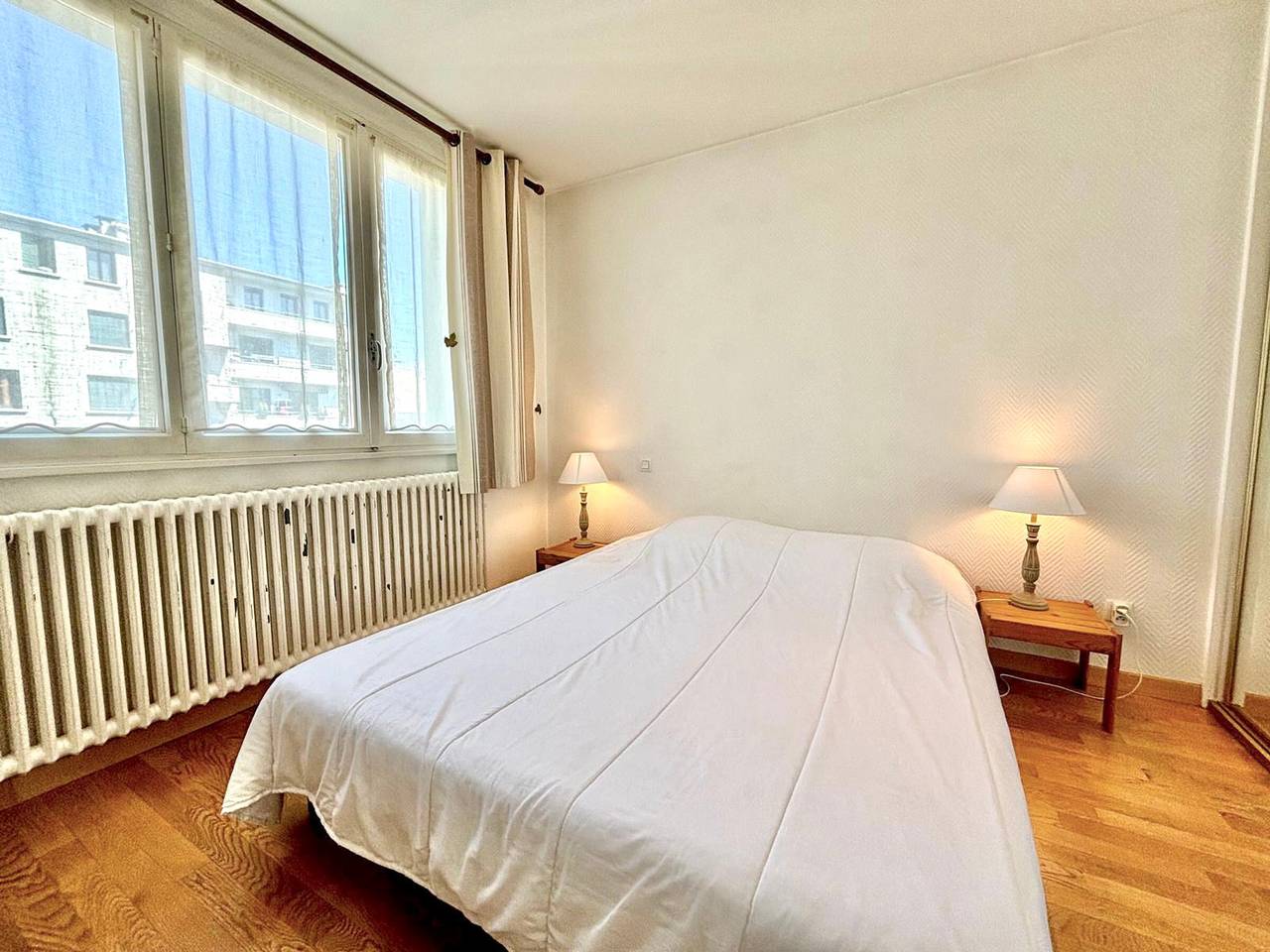 Appartement entier, T3 spacieux à Annecy avec balcon vue montagnes, animaux admis in Annecy, Annecy (commune)