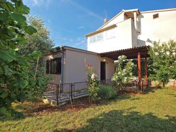 Ferienhaus für 4 Personen, mit Terrasse, mit Haustier in Pula