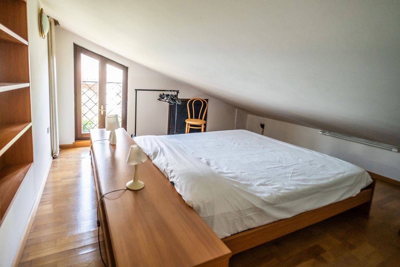 Appartamento intero, Visogliano Roomy Apt w/ Terrace near the Station in Sistiana, Duino-Aurisina