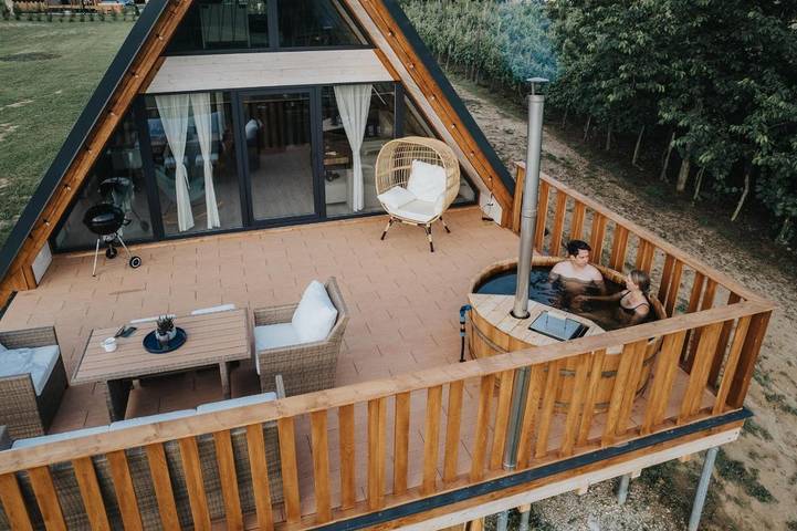 Chalet für 4 Personen, mit Terrasse und Whirlpool sowie Garten und Pool in Ungarn - 4