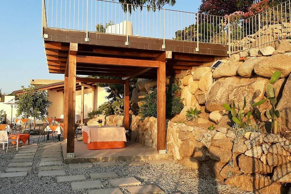 Zambrone 6 Km From Tropea Elegant Sea View With Air Conditioning, Garden, P in Parghelia, Vibo Valentia Provinz