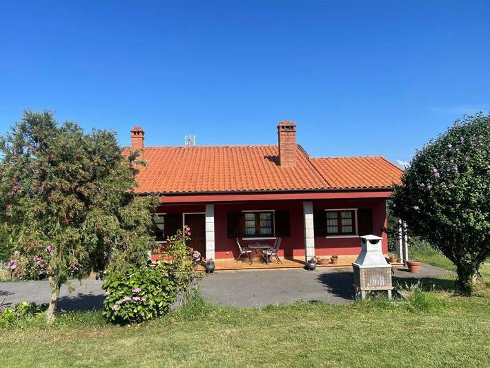 Casa rural para 7 personas, con jardín y vistas, Se admiten mascotas en Parres - 2