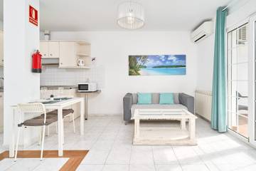 Apartahotel para 4 Personas en Nerja, Costa del Sol, Foto 4