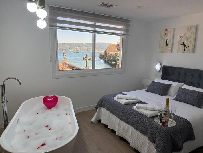 Apartamento para 4 personas, con jacuzzi y balcón en Combarro