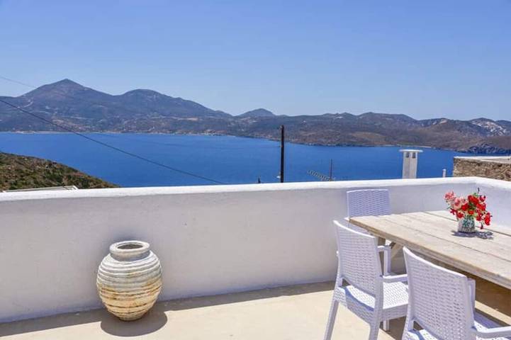 Ferienhaus für 6 Personen, mit Balkon und Garten auf Milos