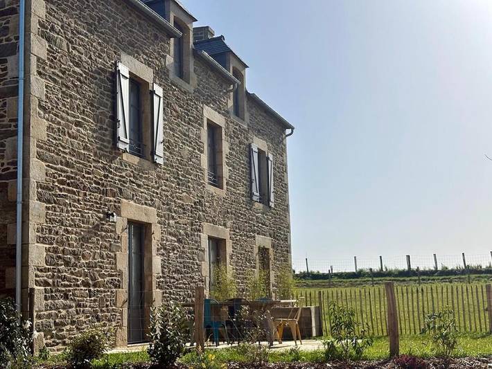 Location de vacances pour 5 personnes, avec Terrasse et Jardin à Corseul - 4