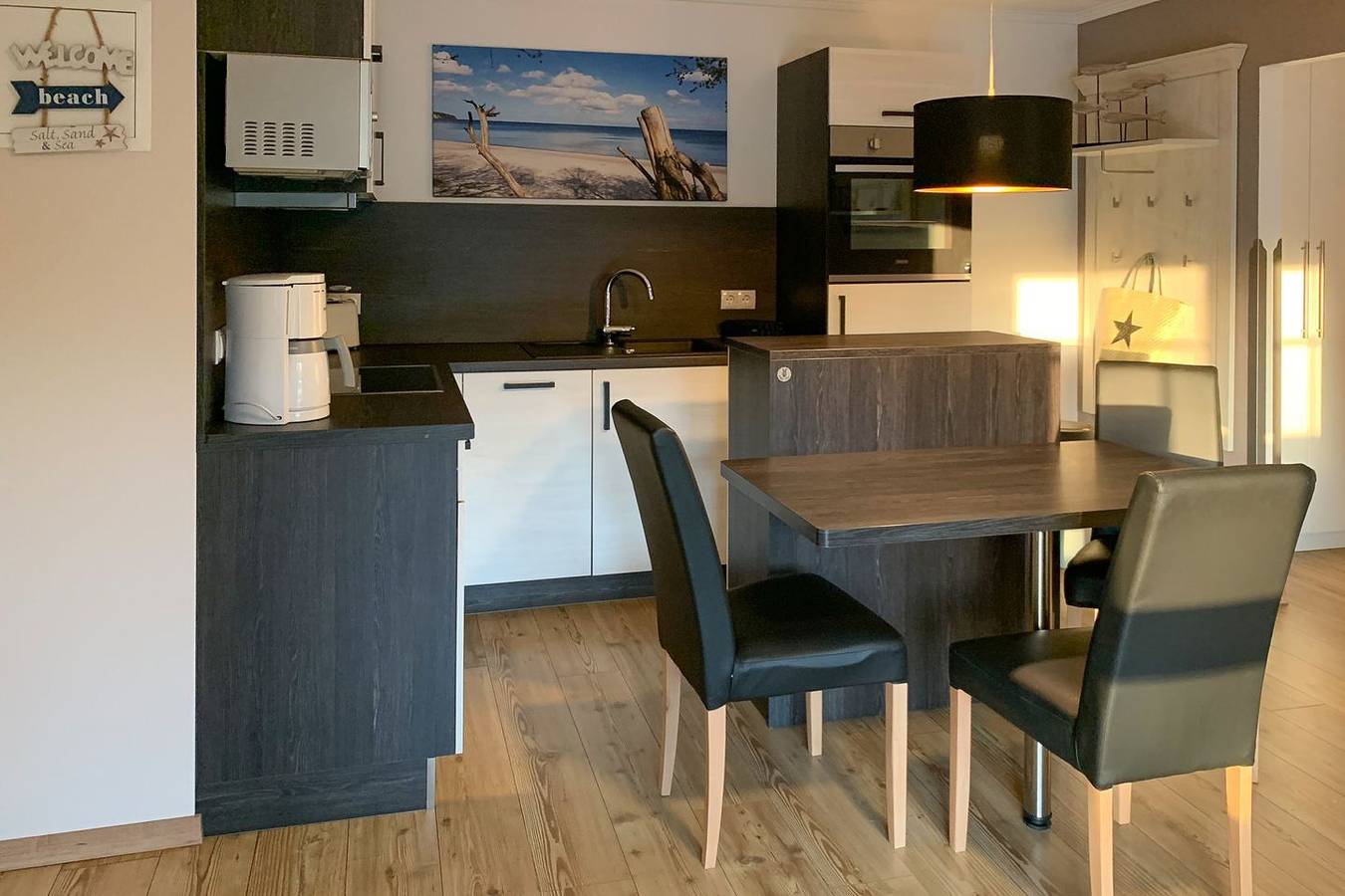 Appartement entier, Traumhaftes Appartement We 24 Odins Blick exclusive Strandlage, Sauna, Garten in Lobbe, Mönchgut