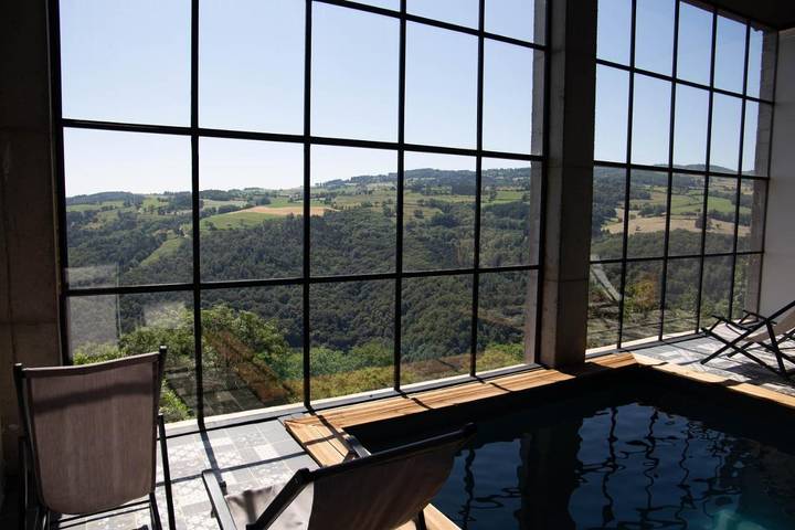 Maison d’hôte pour 2 personnes, avec piscine ainsi que sauna et jardin dans la Loire - 4