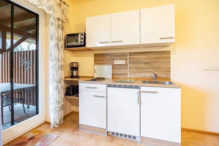 Ferienwohnung für 2 Personen, mit Seeblick und Garten in Kargow - 3