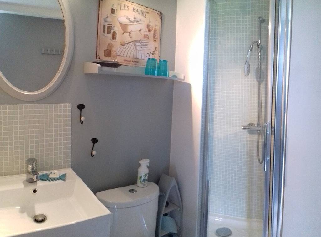 Chalet la Bachole - Chambre Paladru in Charancieu, Région de La Tour-du-Pin