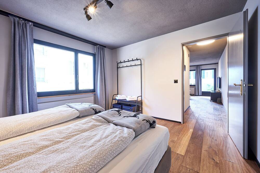 Apartamento entero, Stay Switzerland - Modern Jungfrau View Apartment in Interlaken, Lago de Thun