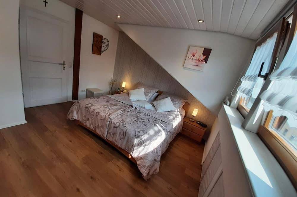 Ganze Wohnung, Ferienwohnung Magnolia - Ferienwohnung in Ockfen, Landkreis Trier-Saarburg