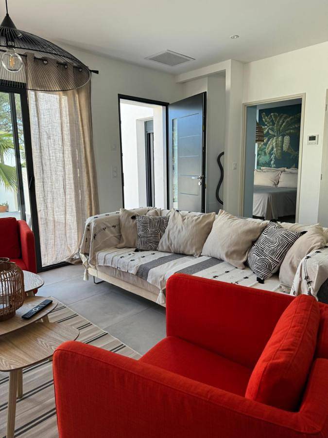 Maison de vacances pour 4 personnes, avec vue ainsi que piscine et jardin à Portiragnes