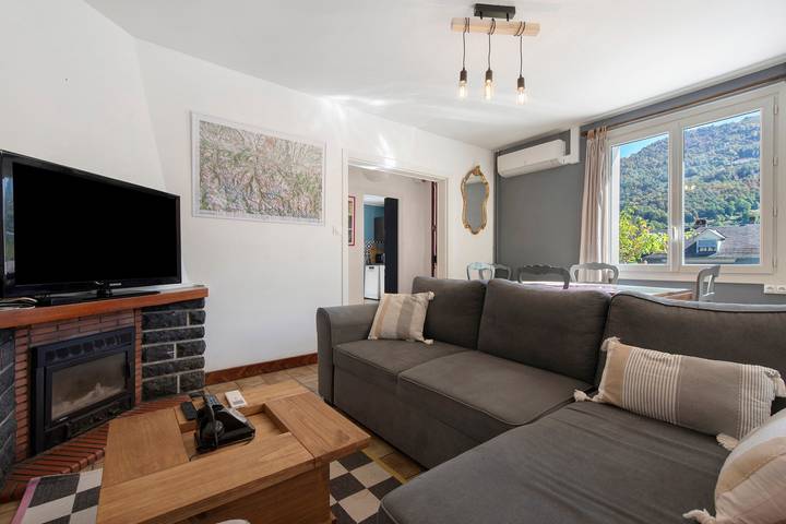 Ferienhaus 'Chez Négus' mit Wlan und Klimaanlage in Laruns, Béarn