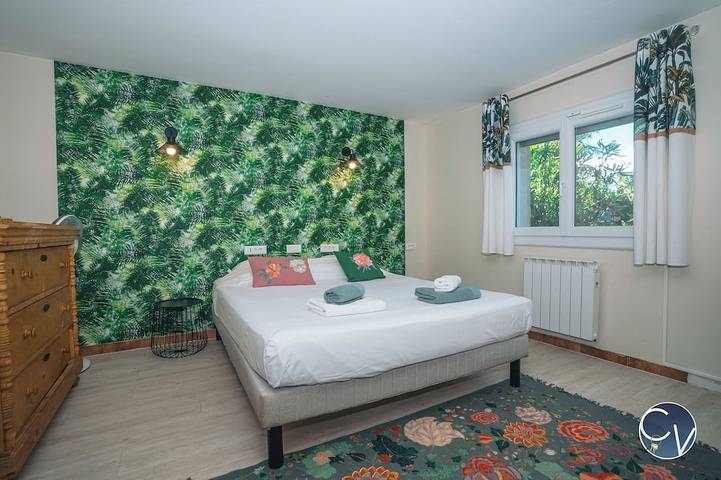 Location de vacances pour 10 personnes, avec jardin et piscine à Saint-Jean-de-Maruéjols-et-Avéjan - 3