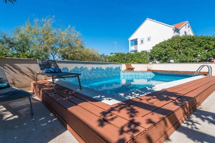 Villa für 17 Personen, mit Balkon auf Brac
