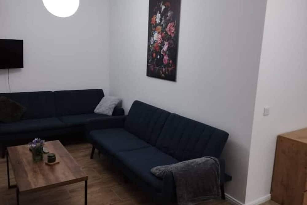 Ganze Wohnung, Wohnung Monteure 4 Personen, zentral, ruhig, Küche in Lübbecke, Wiehengebirge