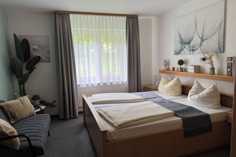Ganze Wohnung, Doppelzimmer, 24 qm mit Dusche und Wc in Bad Soden-Salmünster, Main-Kinzig-Kreis