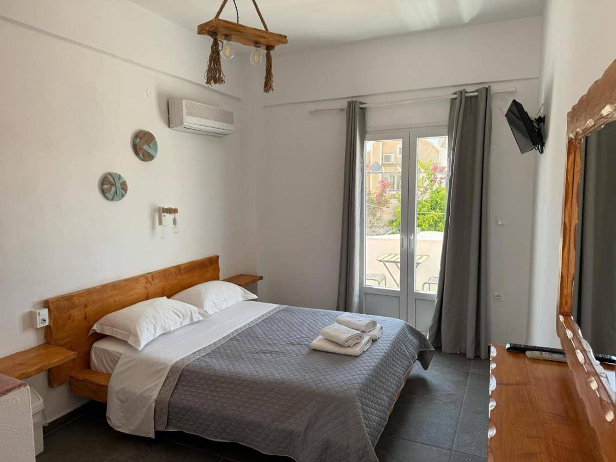 Villa Markos in Plage d'Perivolos, Perissa