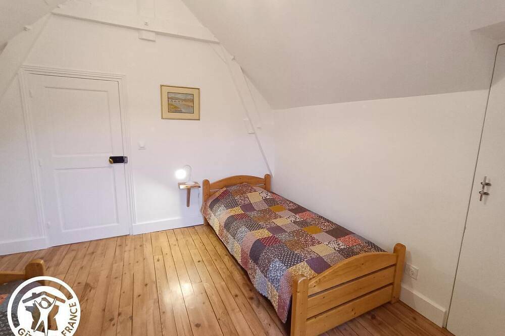 Les deux Girafes - Cajarc in Cajarc, Parque Natural Regional Causses du Quercy